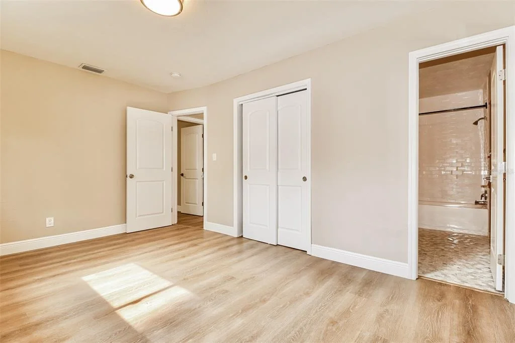 Photo of 10293 SATSUMA ROAD
