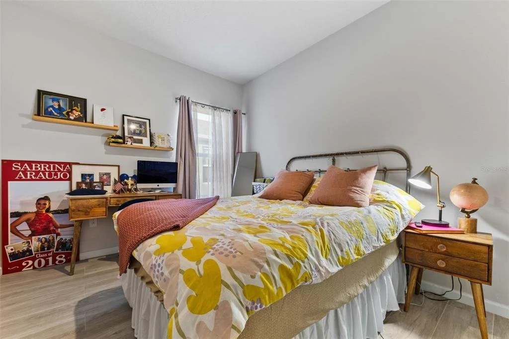 Photo of 194 EAGLE HARBOR WAY