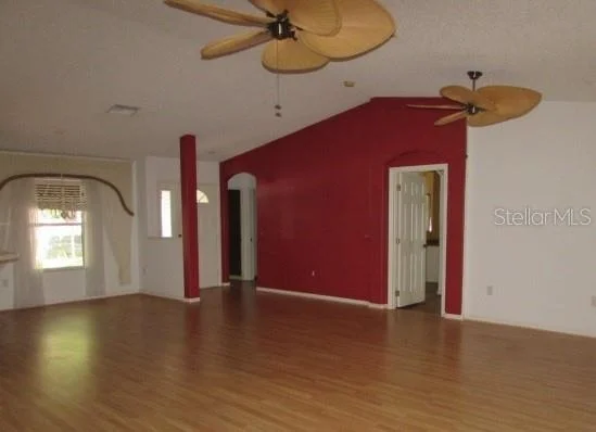 Photo of 1142 MEADOWBEND DRIVE