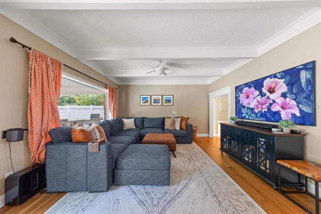 Photo of 3005 SUNSET DRIVE