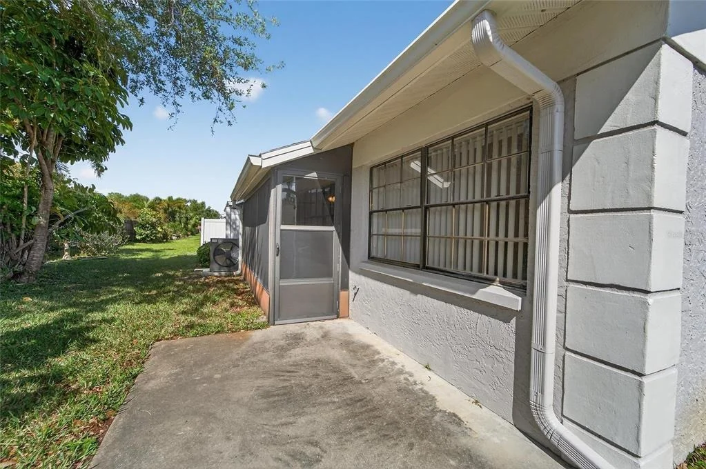Photo of 2369 BEVERLY DRIVE