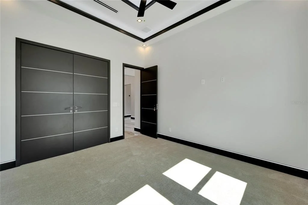 Photo of 6542 SIMONE SHORES CIRCLE