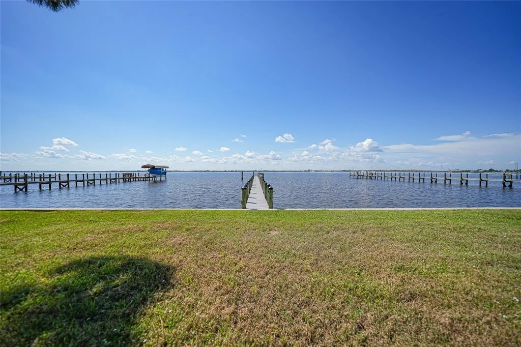 Photo of 4460 NORTHSHORE DRIVE