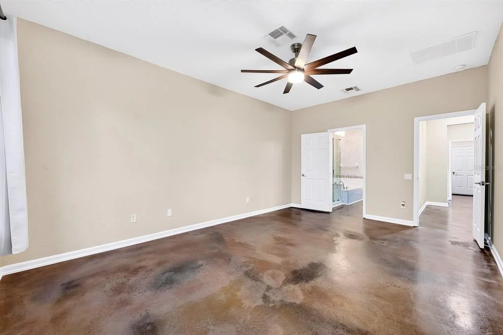 Photo of 1135 TOLUKE POINT