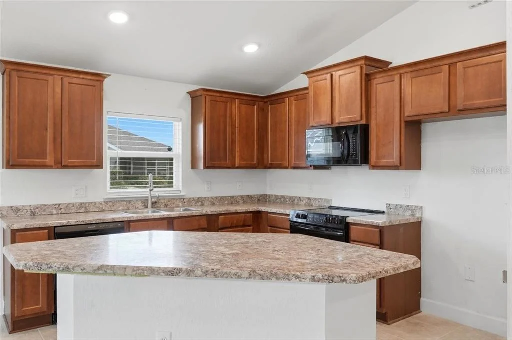 Photo of 851 VIENNA DRIVE