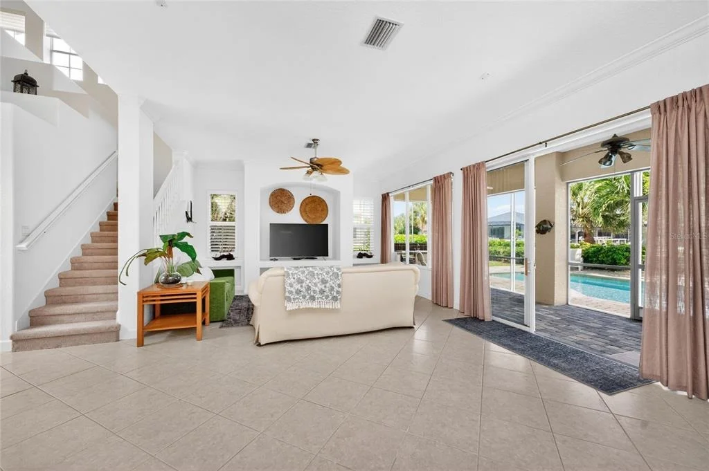 Photo of 3341 SUNSET KEY CIRCLE