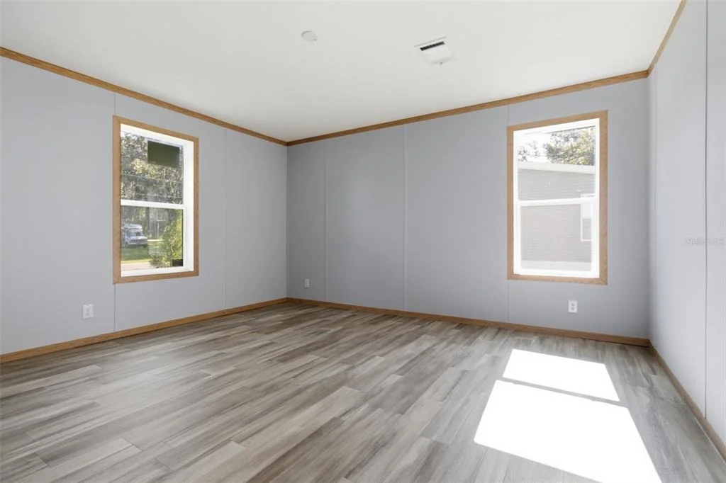 Photo of 18104 NICHOLAS AVENUE