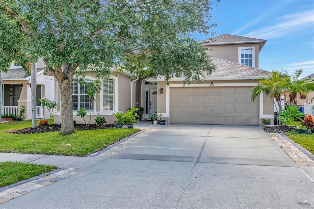 Photo of 501 STONE BRIAR DRIVE