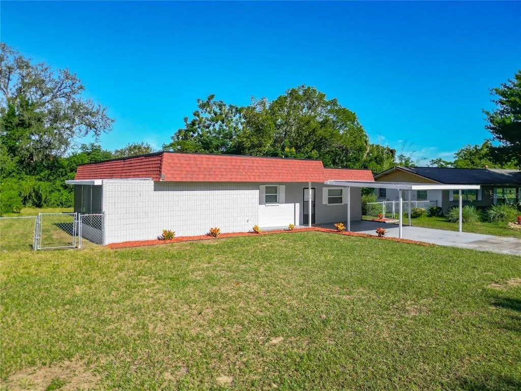 Photo of 46 LAKE COURT LOOP