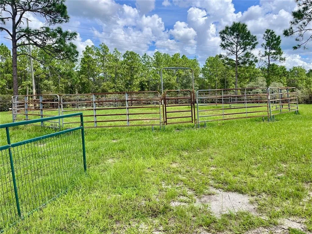 Photo of 3920 N STIRRUP DRIVE