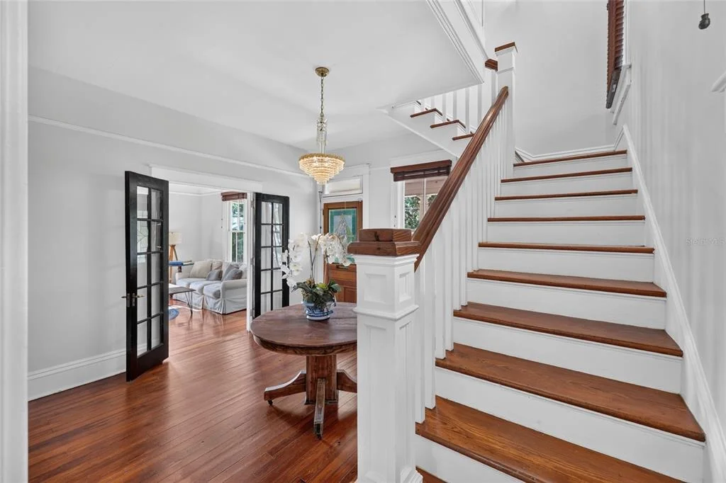 Photo of 819 SE 2ND STREET