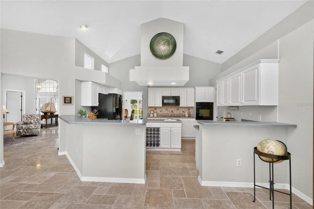 Photo of 6011 KEY LARGO CIRCLE