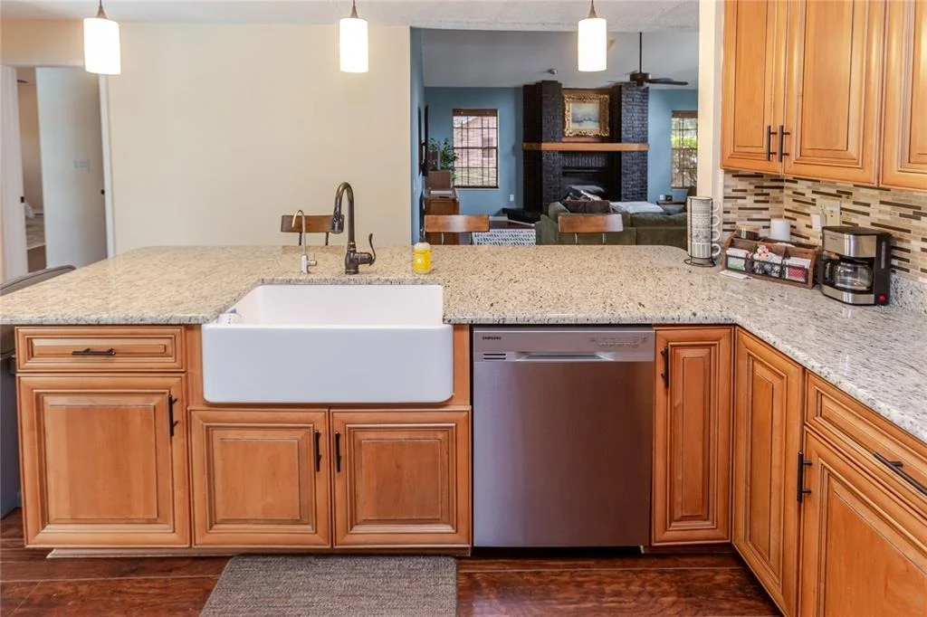 Photo of 14692 LINDEN DRIVE