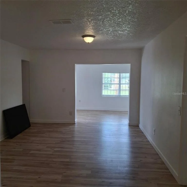 Photo of 444 SUNNYVIEW CIRCLE