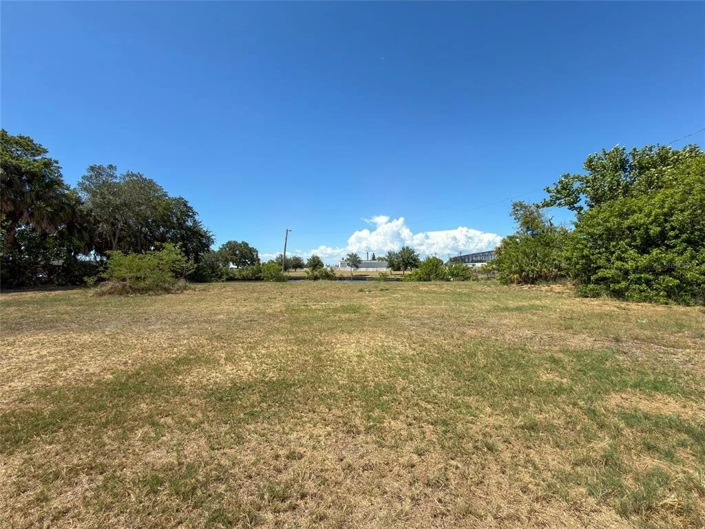 Photo of 601 FLAMINGO DRIVE