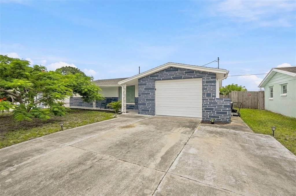 Photo of 5334 CASINO DRIVE