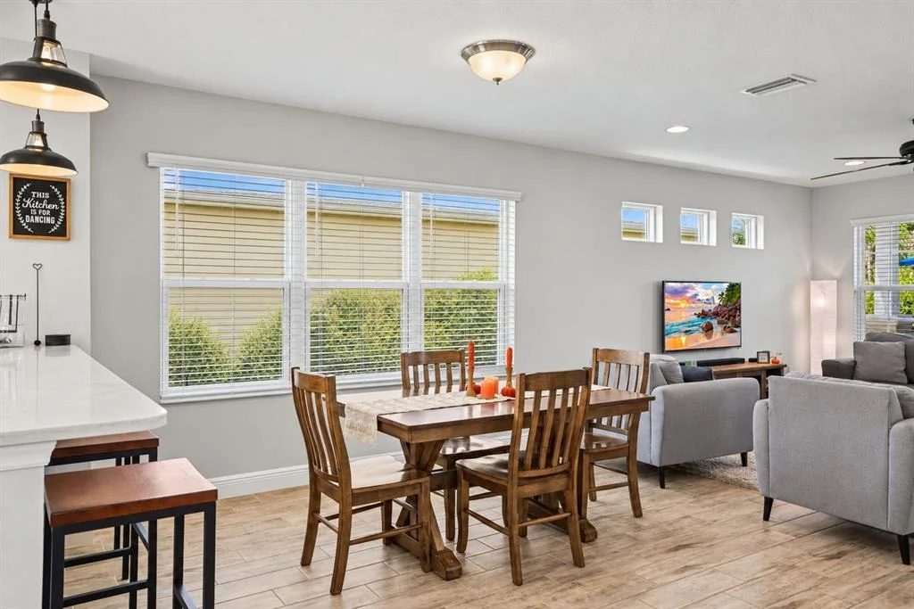 Photo of 3820 SHIMMERING OAKS DRIVE