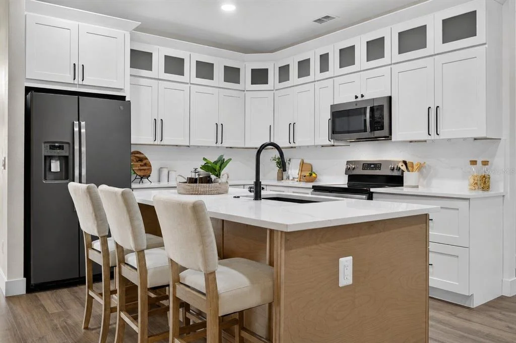 Photo of 16413 ARROWHEAD TRL
