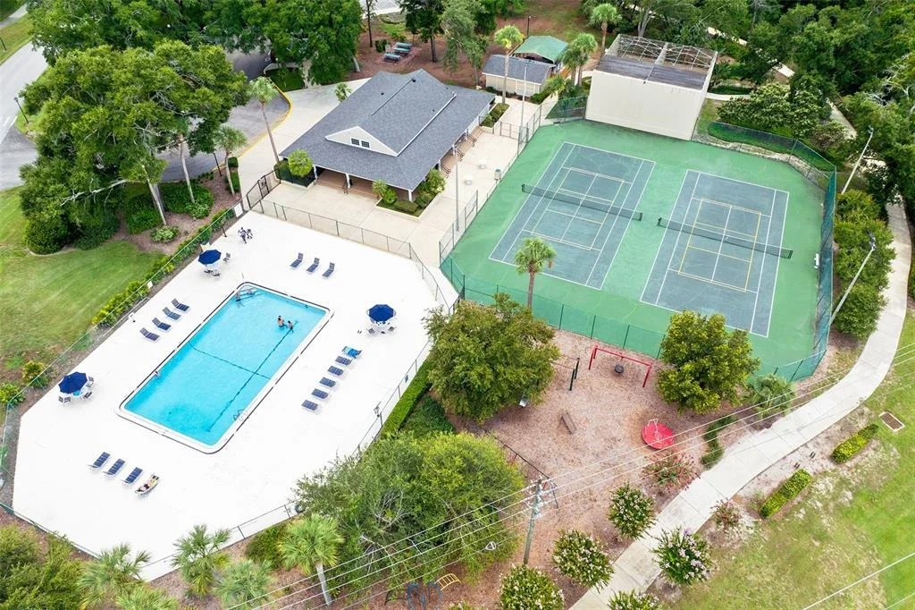 Photo of 1153 OAK TREE CIRCLE