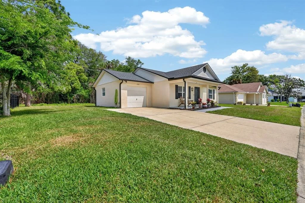 Photo of 228 RIVER ISLAND CIRCLE