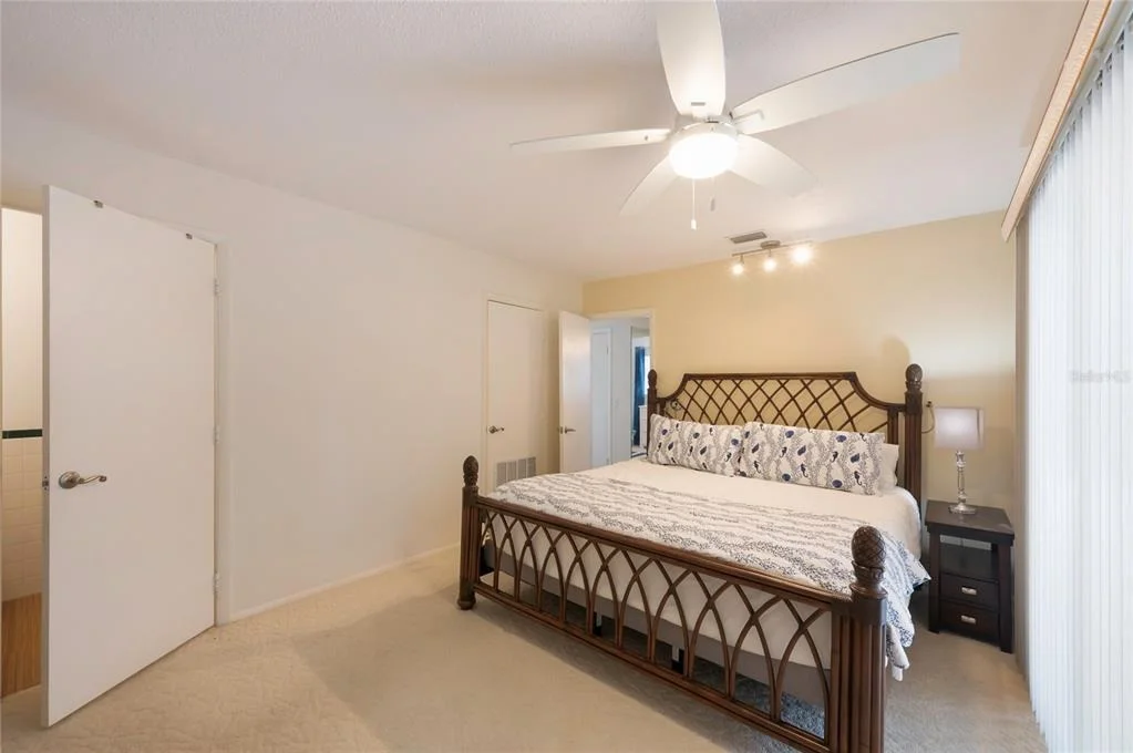 Photo of 4223 ROYAL PALM DRIVE