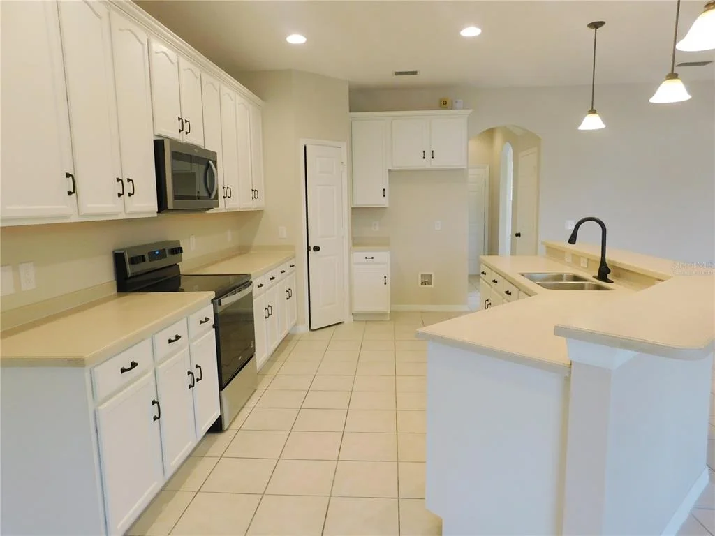 Photo of 12902 CATTAIL SHORE LANE