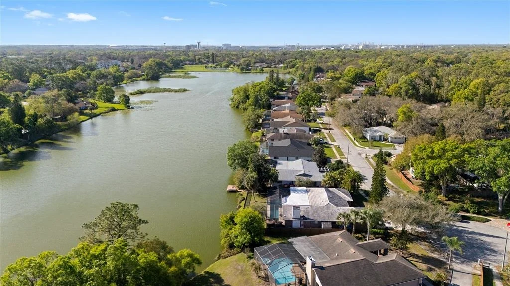 Photo of 14947 LAKE FOREST DRIVE