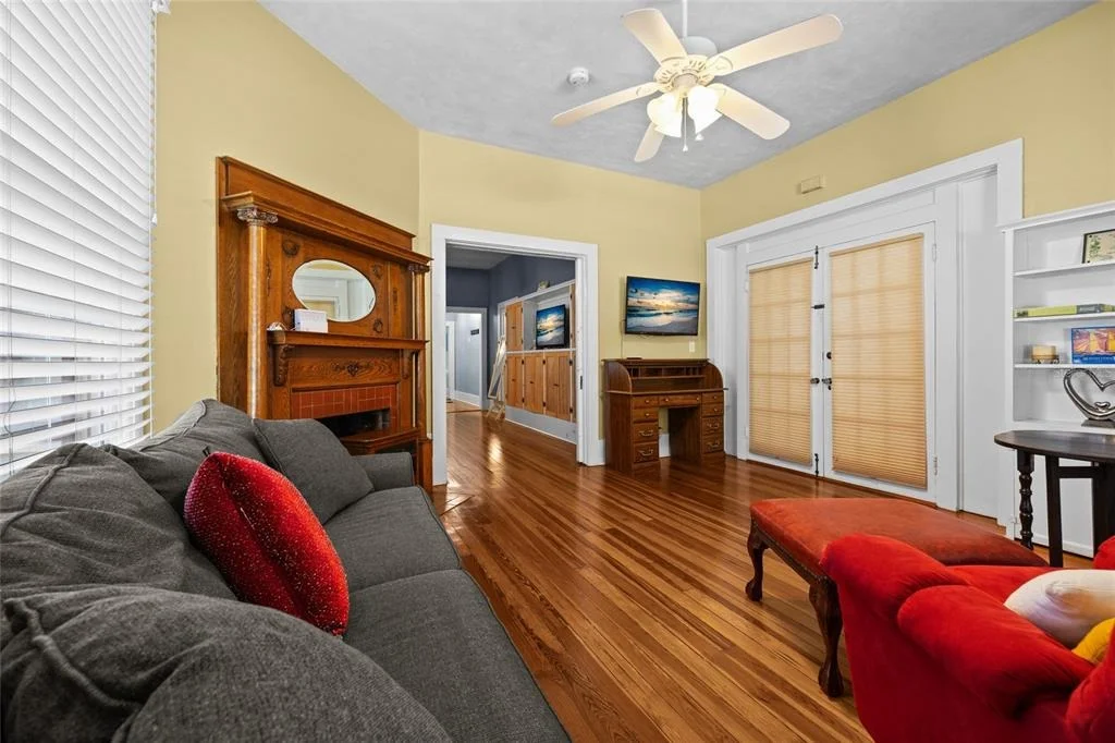 Photo of 205 SE 7TH STREET