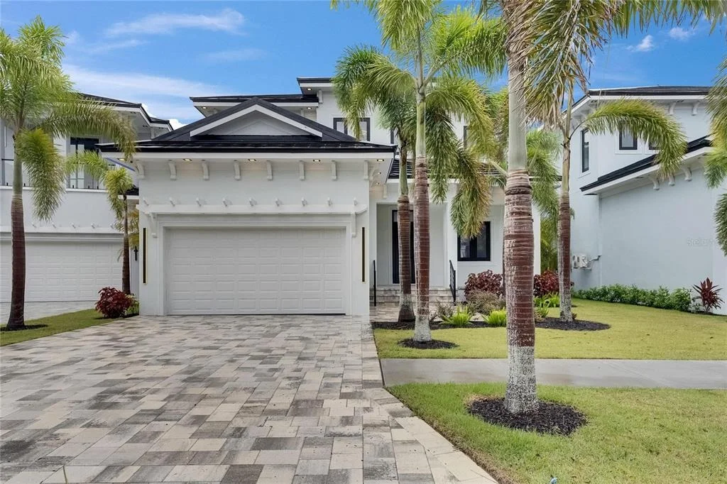 Photo of 6528 SIMONE SHORES CIRCLE