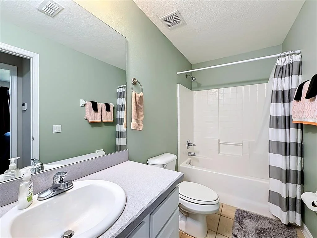 Photo of 135 ROBIN ROAD
