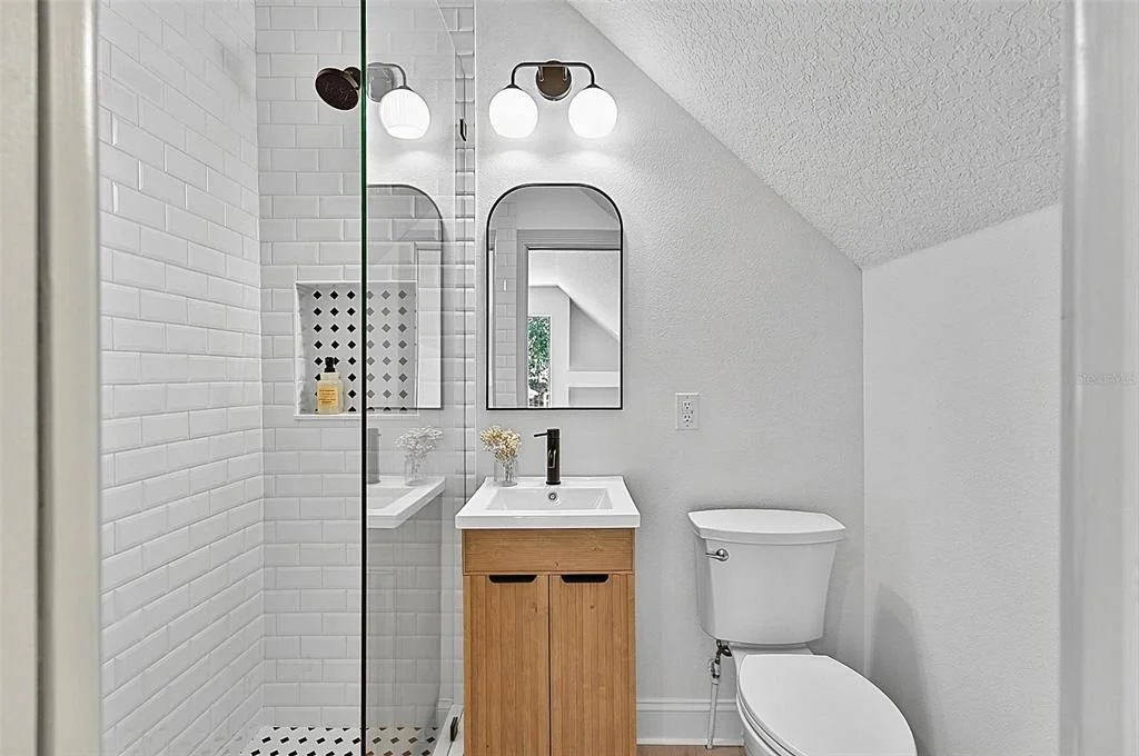 Photo of 17 GRANDVIEW DRIVE
