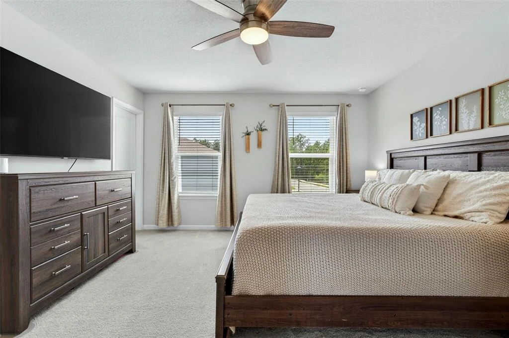 Photo of 381 CRESTWIND DRIVE