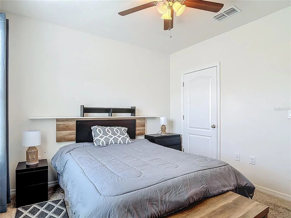 Photo of 712 RED HAWK LANE