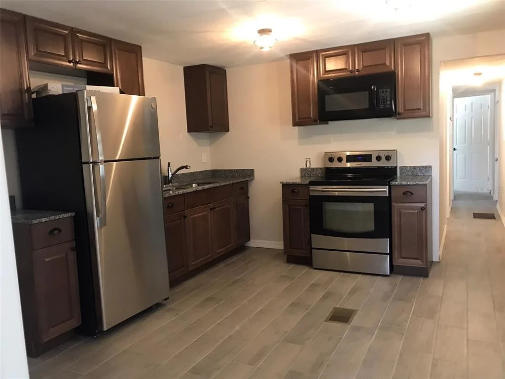 Photo of 7037 LOFTY DRIVE