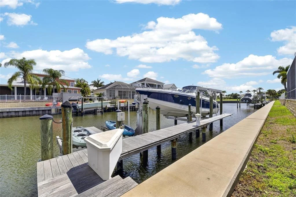 Photo of 613 BALIBAY ROAD