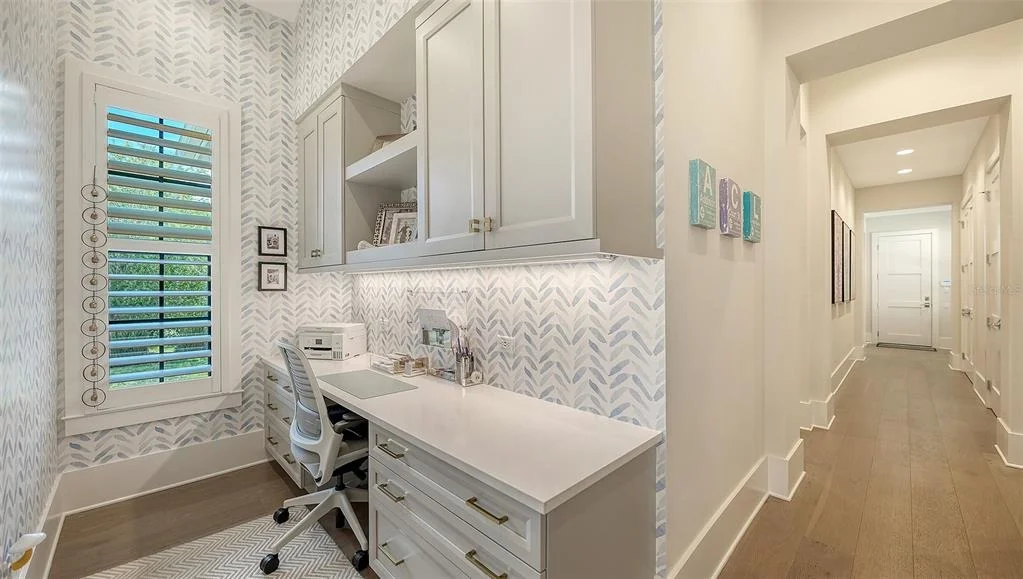 Photo of 8339 LUCERNE LOOP