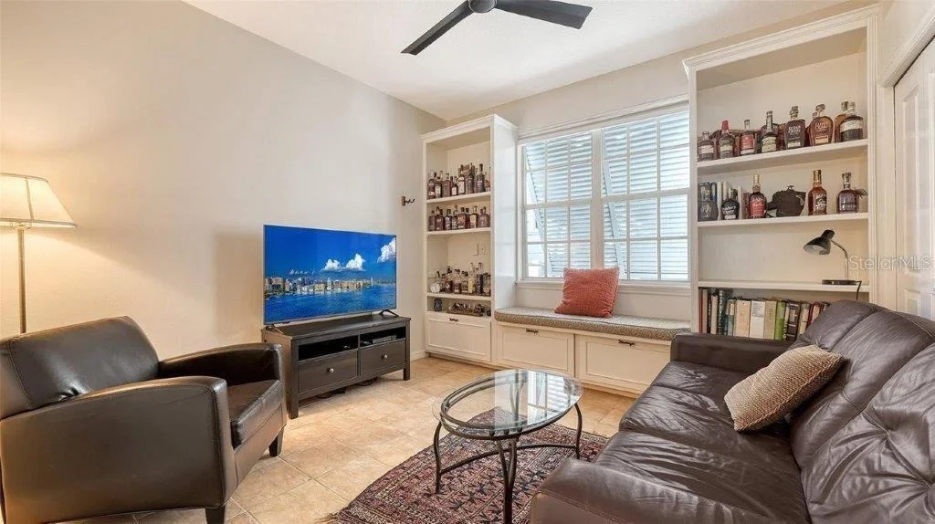 Photo of 4922 COMMONWEALTH DRIVE