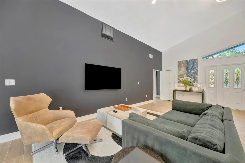 Photo of 403 LONGBOW TRAIL