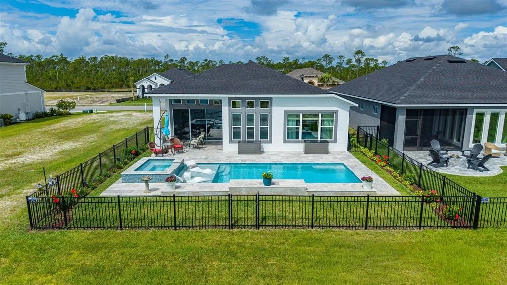 Photo of 268 MOSAIC BOULEVARD