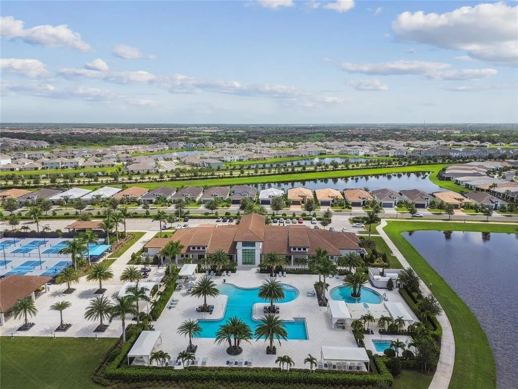 Photo of 4952 SURFSIDE CIRCLE