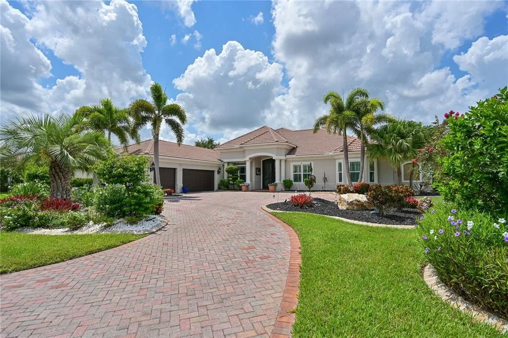 Photo of 11515 SAVANNAH LAKES DRIVE