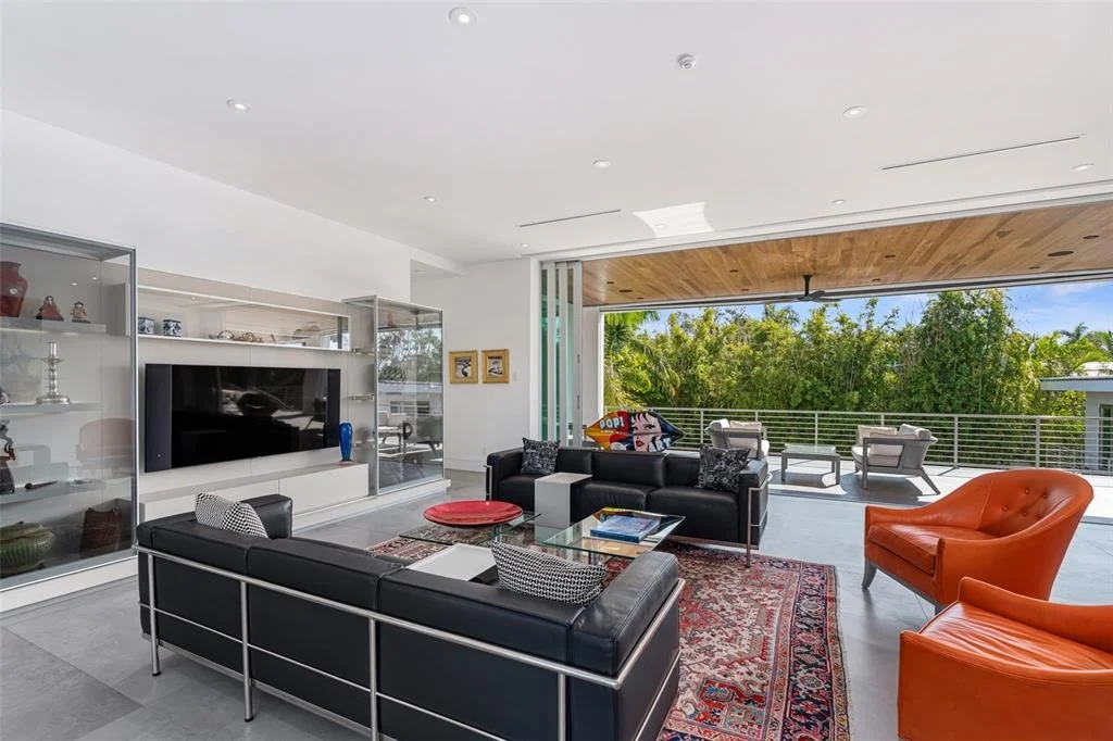 Photo of 1365 HARBOR DRIVE