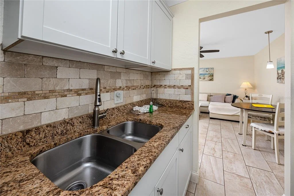 Photo of Unit F at 159 MEDALLION BOULEVARD