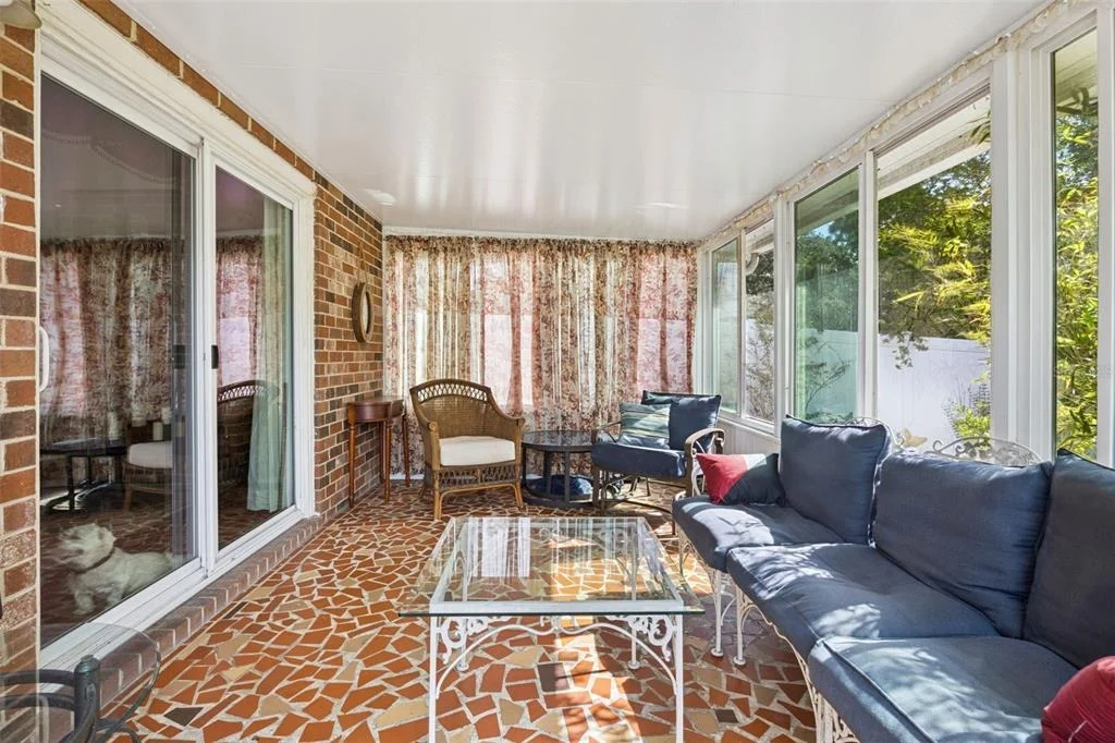 Photo of 1657 N NORMANDY BOULEVARD