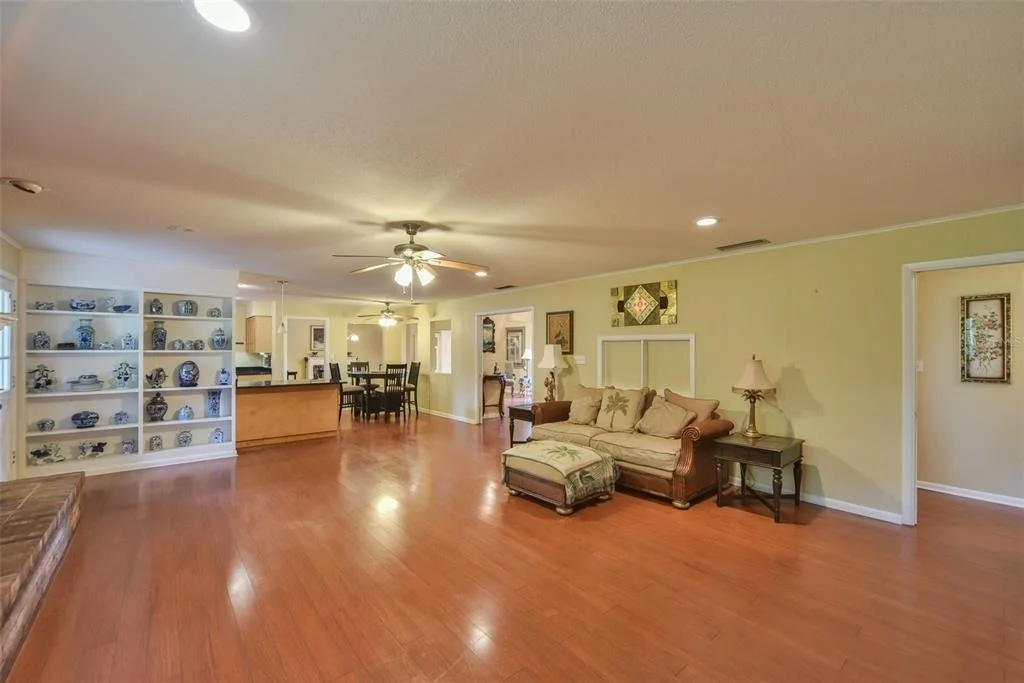 Photo of 4243 SE 8TH STREET
