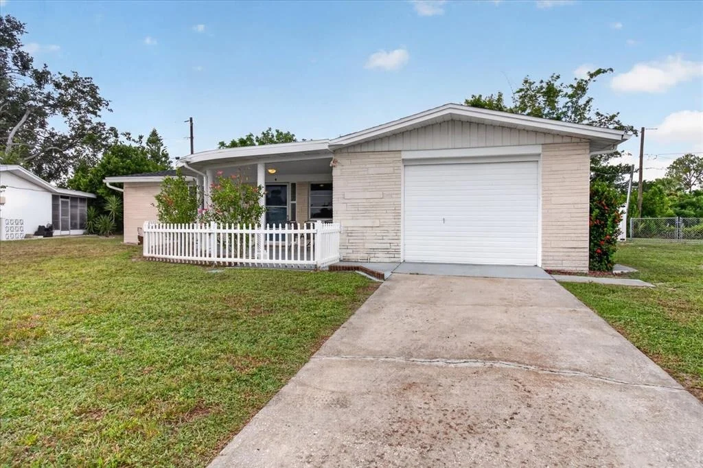Photo of 4843 CALAIS DRIVE