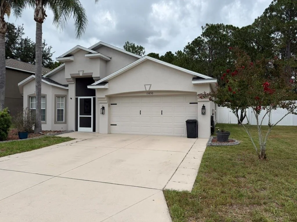 Photo of 13850 ROYSTON BEND