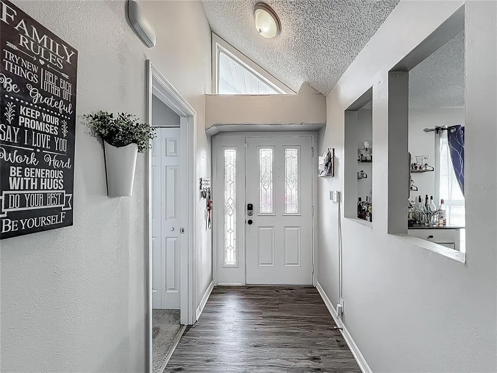 Photo of 340 VAIL DRIVE