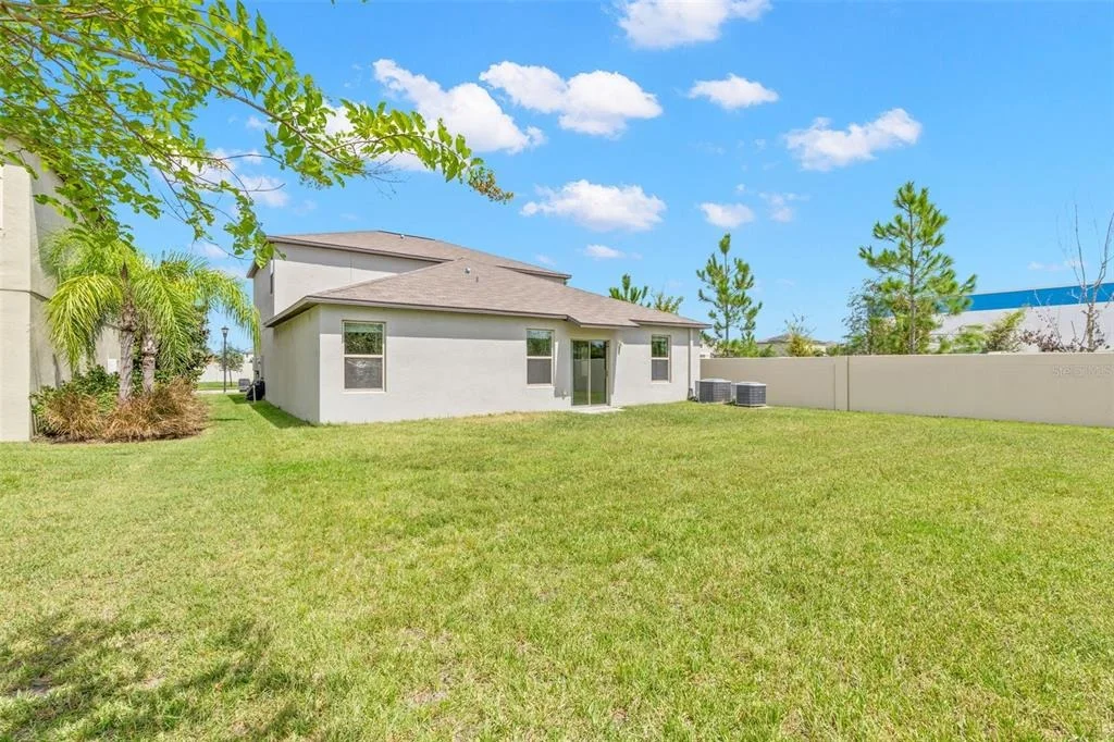 Photo of 5061 WHITE CHICORY DRIVE