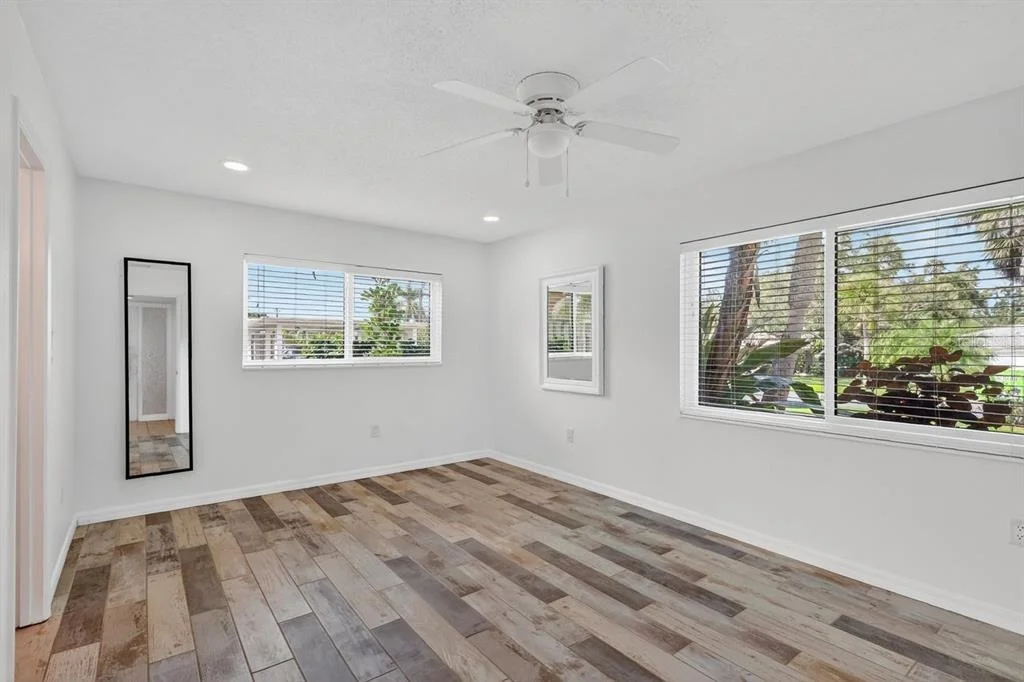 Photo of 1884 SOUTHPOINTE DRIVE